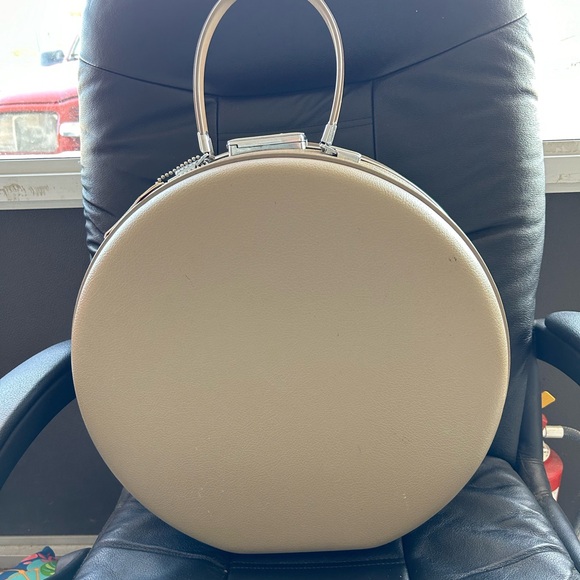 American Tourister Bags Vintage American Tourister Tritaper Round
